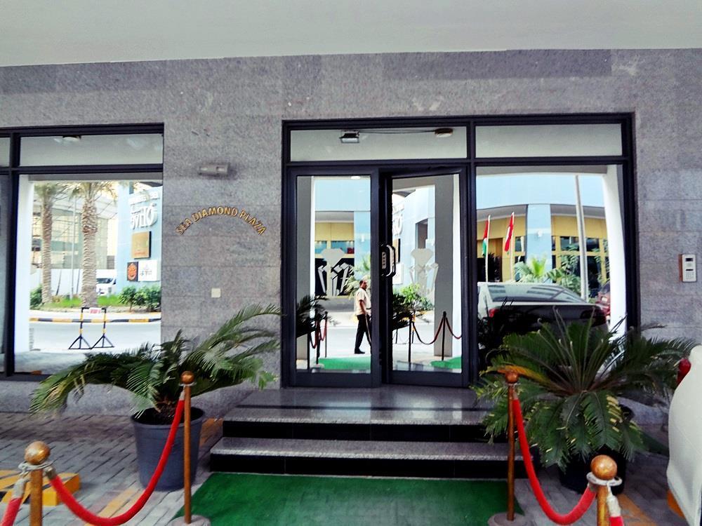 Sea Diamond Plaza Apartments Манама Экстерьер фото