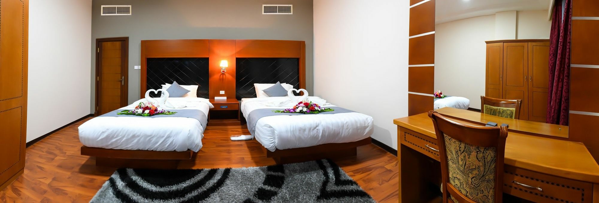 Sea Diamond Plaza Apartments Манама Экстерьер фото