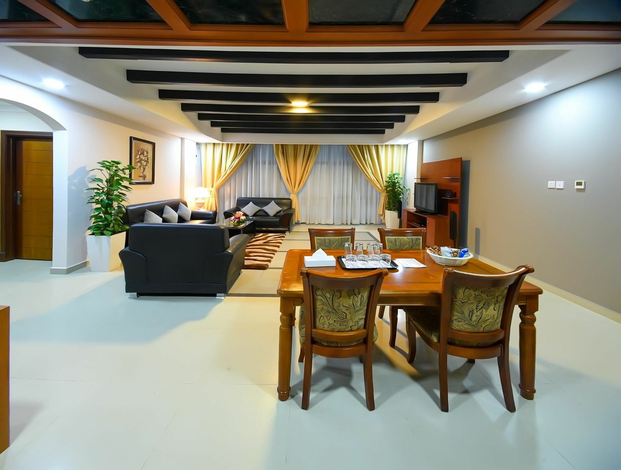 Sea Diamond Plaza Apartments Манама Экстерьер фото
